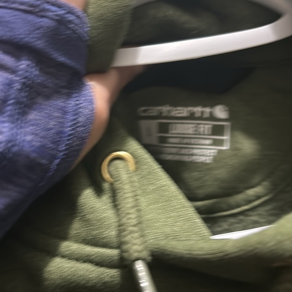 BRAND NEW NEVER WORN mens carhartt hoodie with logo on sleeve NO LOW BALLERS ! - Picture 3 of 8